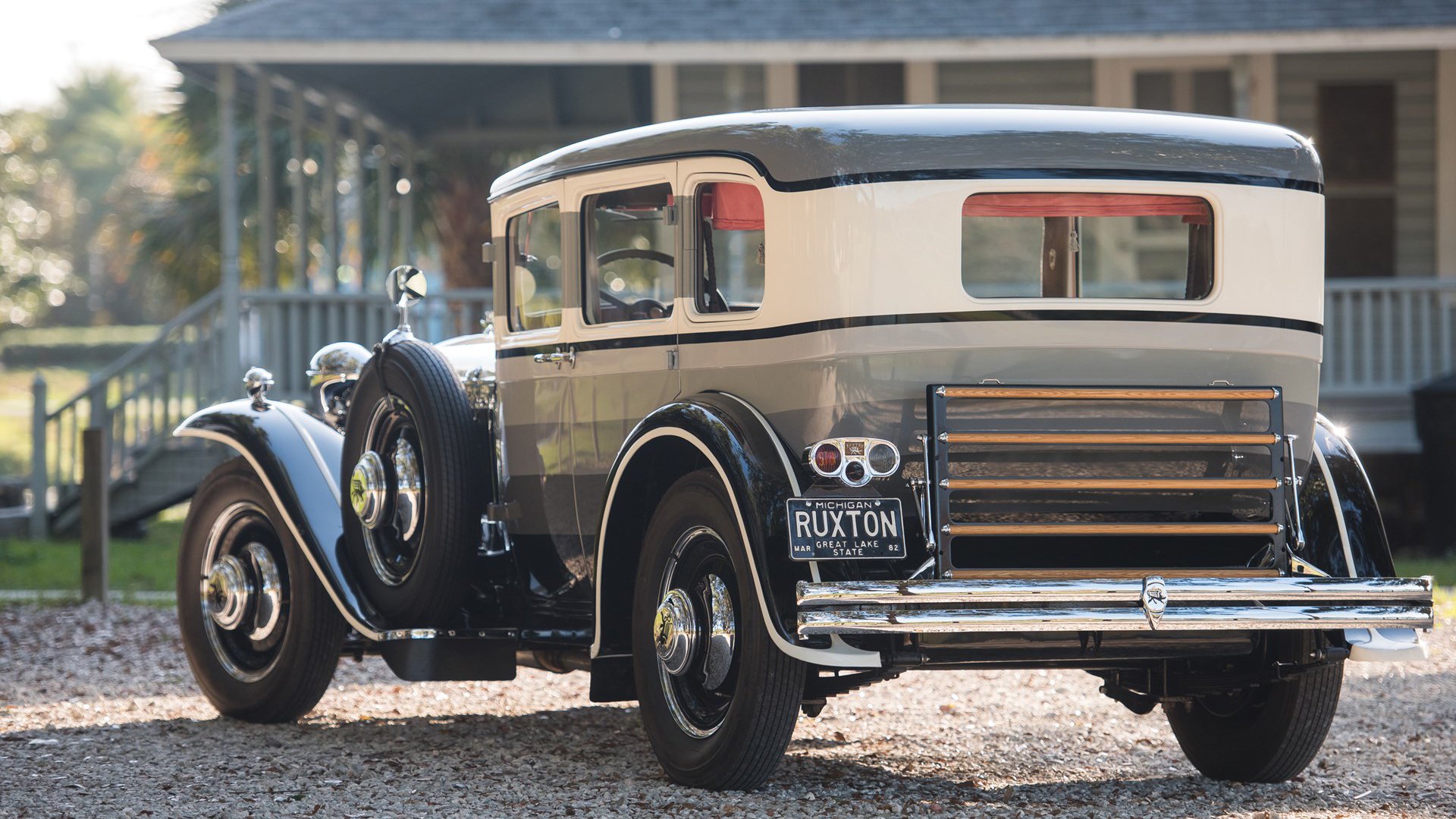 中国足球青训管理团队采用系统性教练排班计划，中国足球青训体系