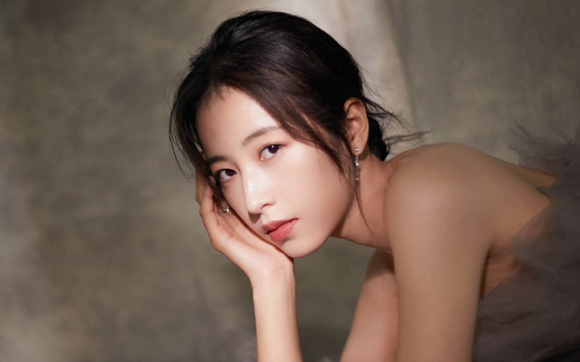 高尔的爆发力和传球配合，助袋鼠队稳定发挥，打高尔球的好处